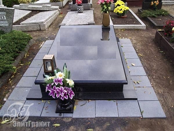 Памятник в европейском стиле 91